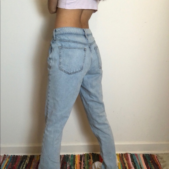 PacSun Light Wash Mom Jeans! - Picture 2 of 6